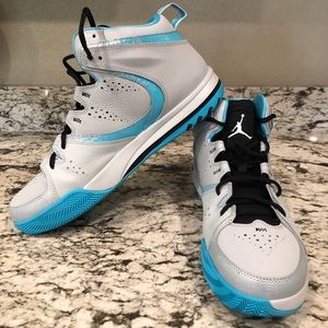 Jordan basketball shoes size 13